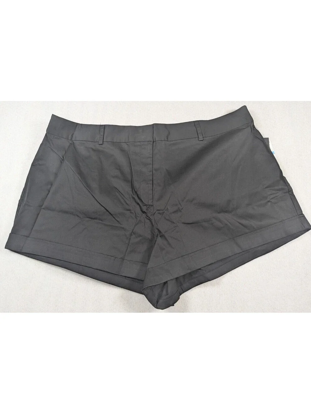 Danielle Bernstein - Women's - Black Stretch Shorts - Size: 20w